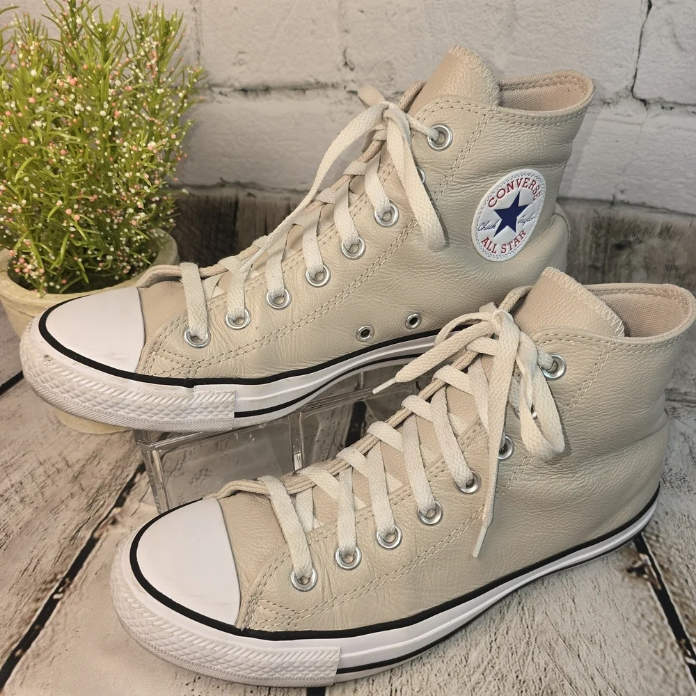 CONVERSE CHUCK TAYLOR ALL-STAR HIGH TOP LEATHER BEIGE MENS 8 WOMENS 10 EUC - Picture 4 of 12
